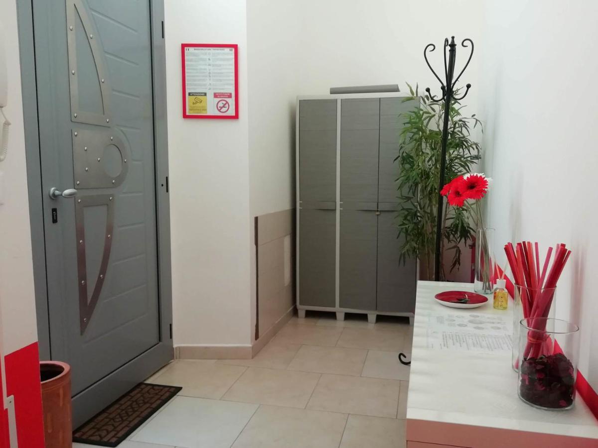Appartamento Indipendente A Due Passi Dal Centro Savona Exterior photo